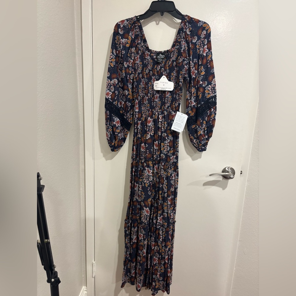 Angie NWT Patterned Square Neck Long Sleeve Maxi Dress, Small
